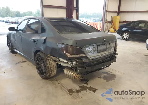 2015 Hyundai Equus Signature z USA, uszkodzony, nr VIN KMHGH4JH6FU095602